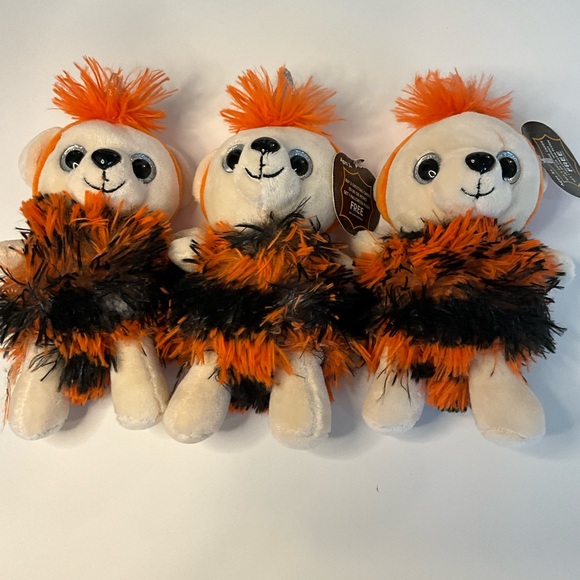 Other - Three Halloween stuffed bears